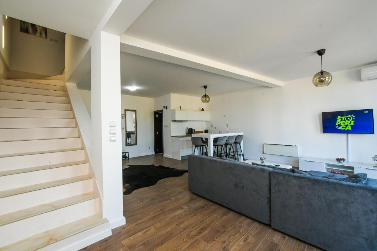 Central Apartments Kladovo Extérieur photo